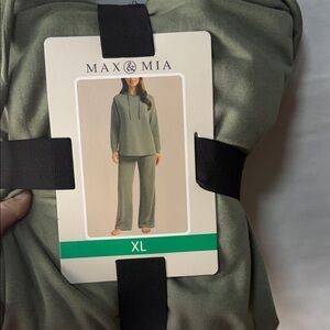 Max & Mia Olive Green Wide-Leg Lounge Pants